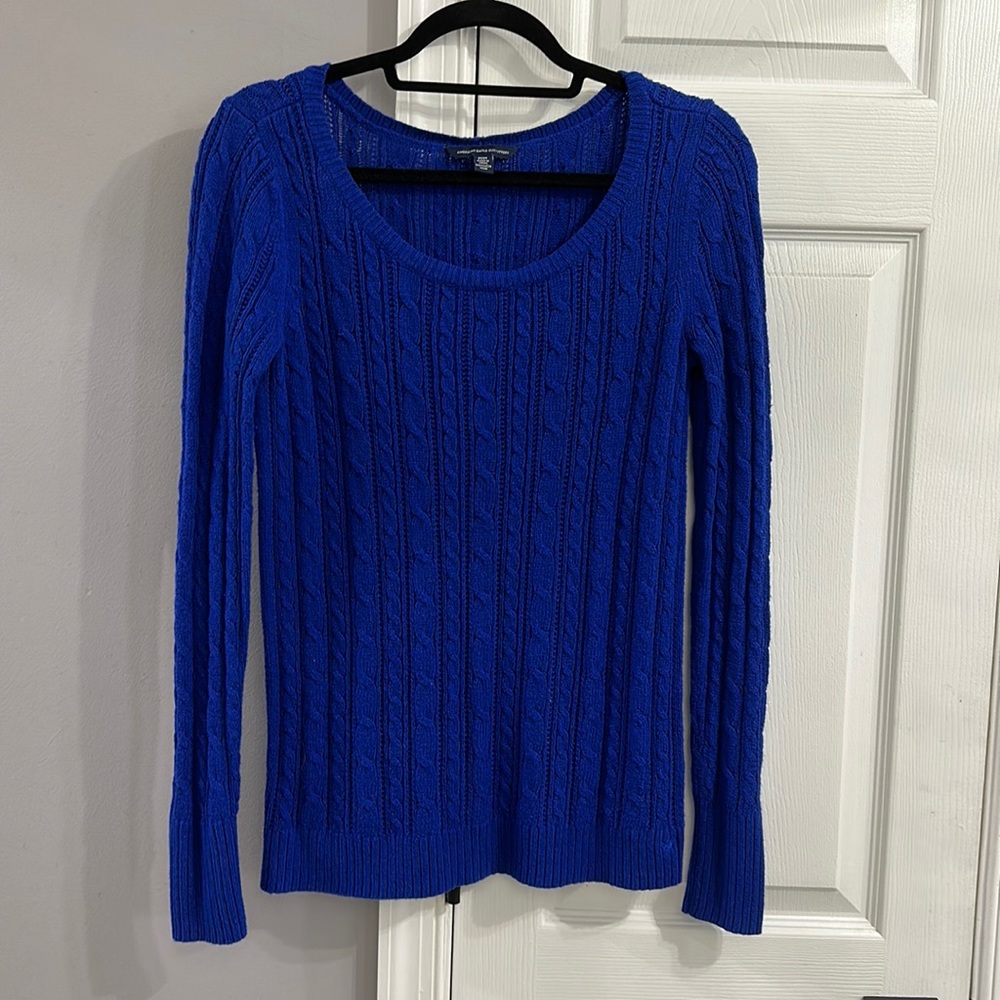 American Eagle cable knit sweater